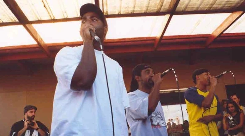 Jurassic 5 performing live at Stocktown 98